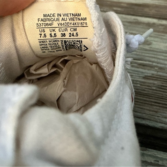 Converse Chuck Taylor Womens Shoreline Size 7.5 Sneaker Low White Slip On - Picture 10 of 10